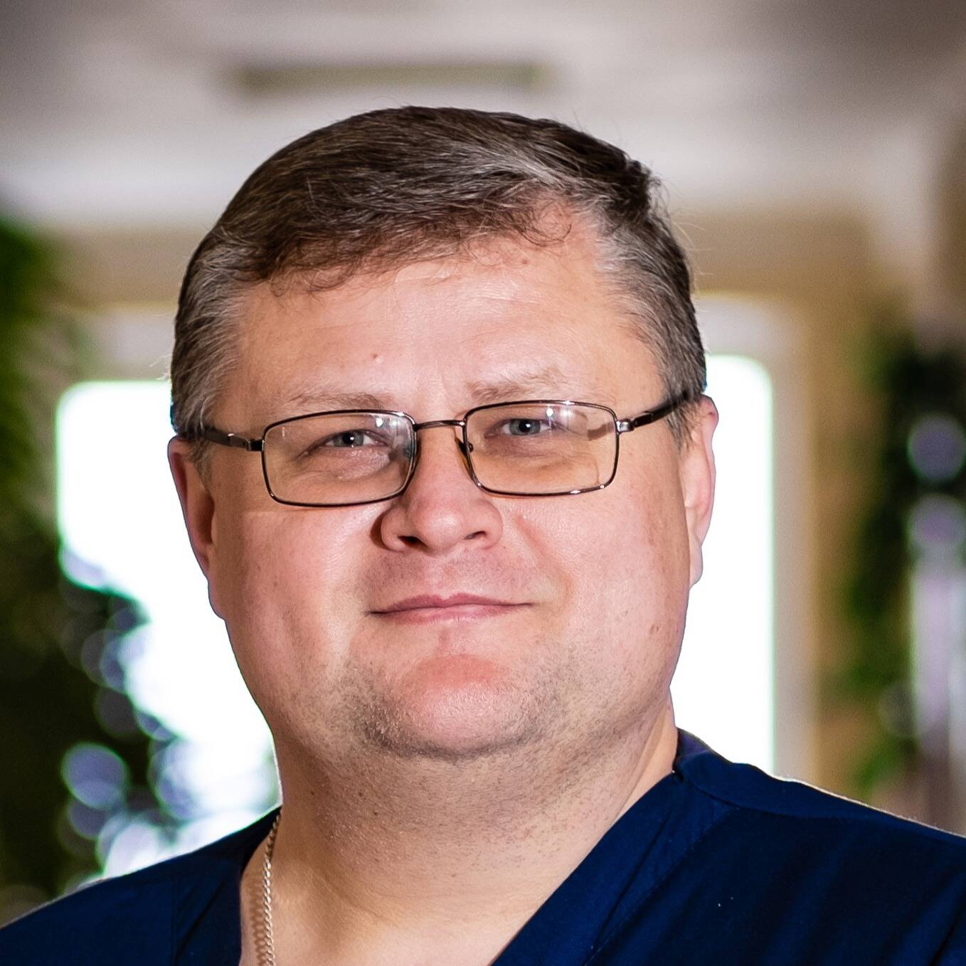лікар Мельник Роман Іванович: опис, відгуки, послуги, рейтинг, записатися онлайн на сайті h24.ua