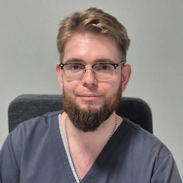 лікар Куратнік Леонід Леонідович: опис, відгуки, послуги, рейтинг, записатися онлайн на сайті h24.ua